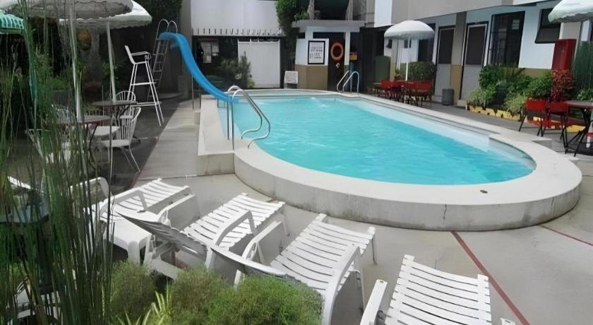 Hotel Supreme Baguio City Exterior photo